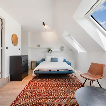Modern & Spacious House With Wellness * Kortrijk